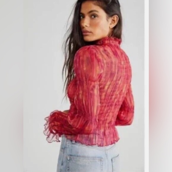 Free People “Hello There Top” NEW Smocked Mesh Crop Top Size Large - Picture 2 of 13